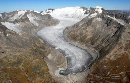 Glacier du Rhône, 2007<br />Photo: U. Bläsi www.airbox.ch/air/